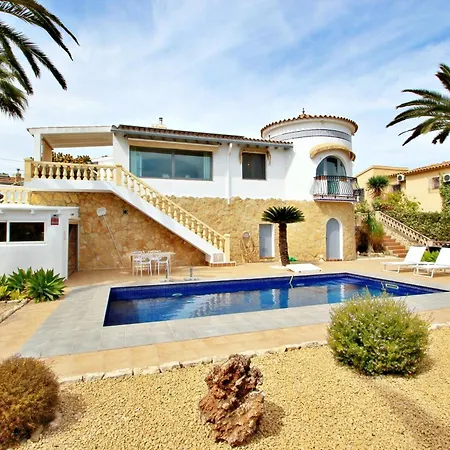 Villa Golondrina - Panoramic Hillside House In
