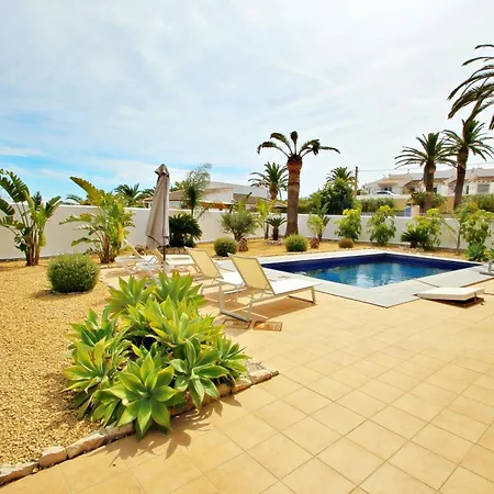 Golondrina - Panoramic Hillside House In
